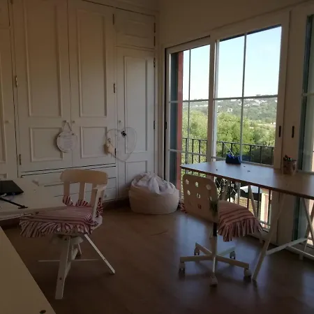 Large Spacious House Overlooking Historic סינטרה